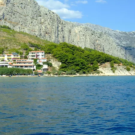 Nada-studio 10 公寓 Duće