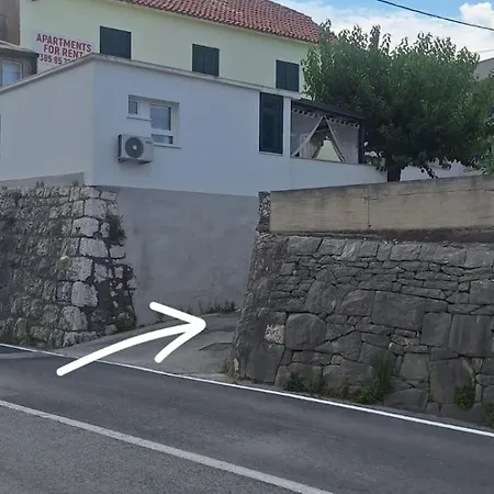 Apartament Nada-studio 10 *